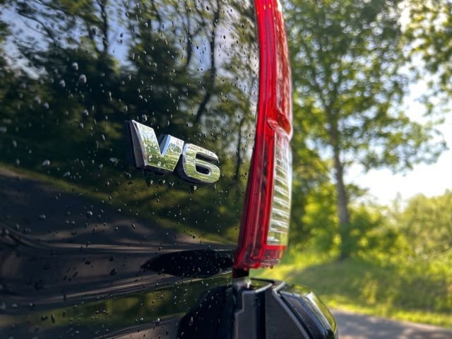 Used 2017 Toyota Tacoma TRD Sport AWD/4WD image 15