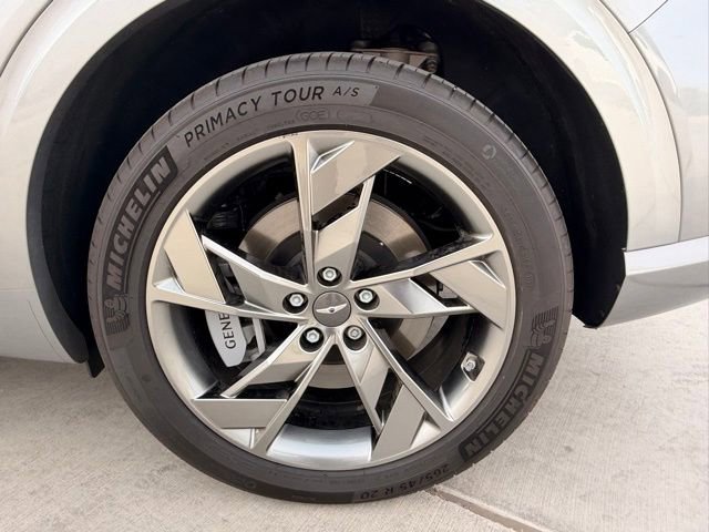 Used 2024 Genesis Electrified GV70 AWD/4WD image 7