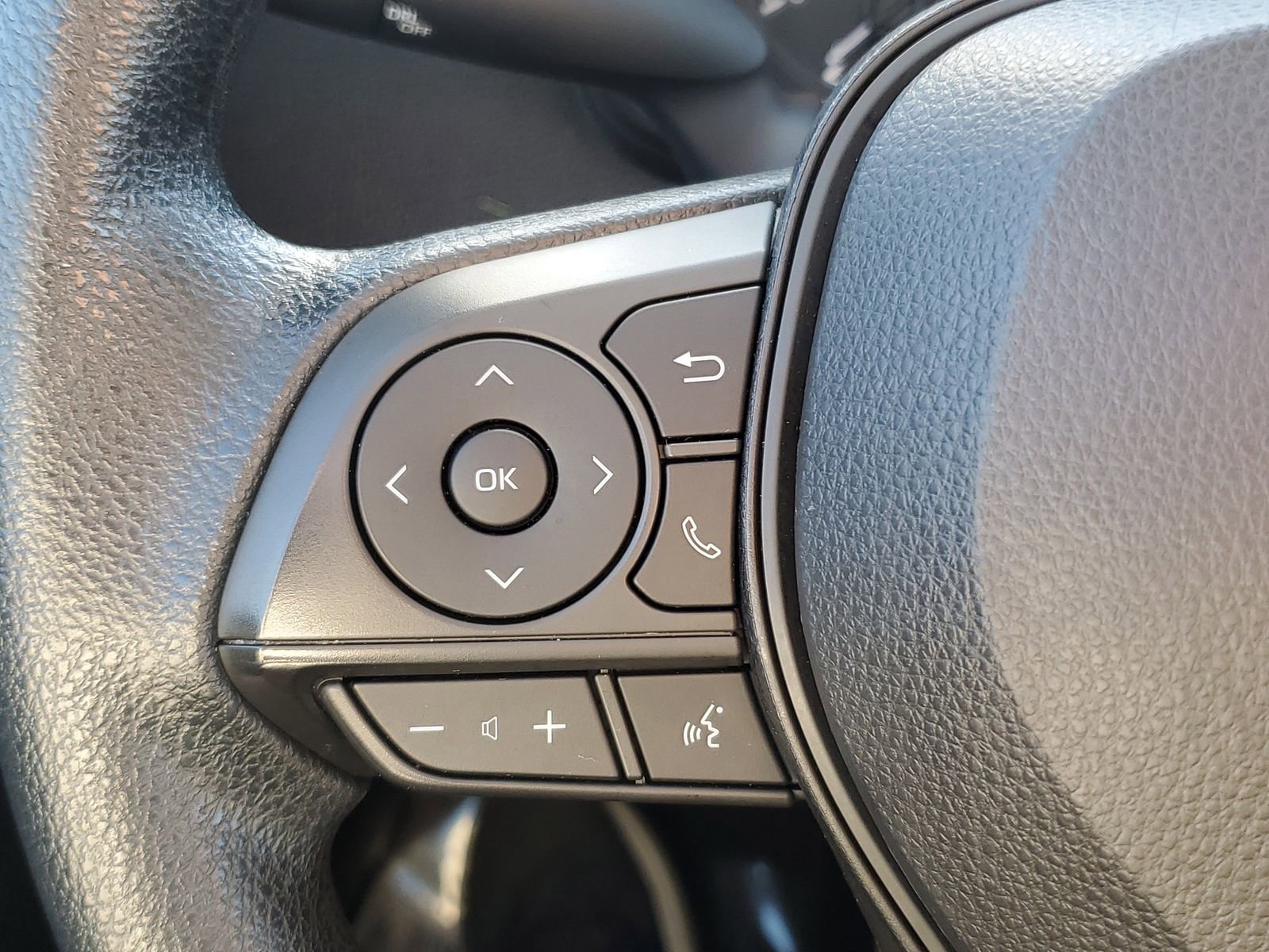 Certified 2021 Toyota Corolla LE w/ Carpet Mat Package (TMS) image 22