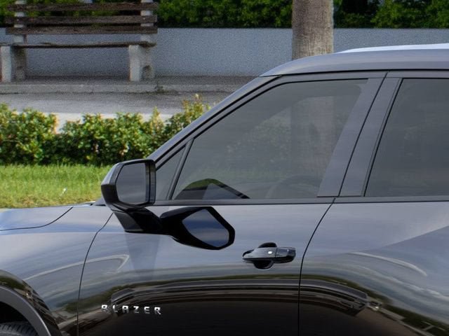 New 2025 Chevrolet Blazer LT FWD image 12