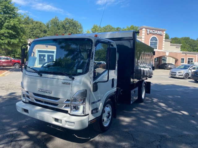 Used 2024 Isuzu NPR image 1