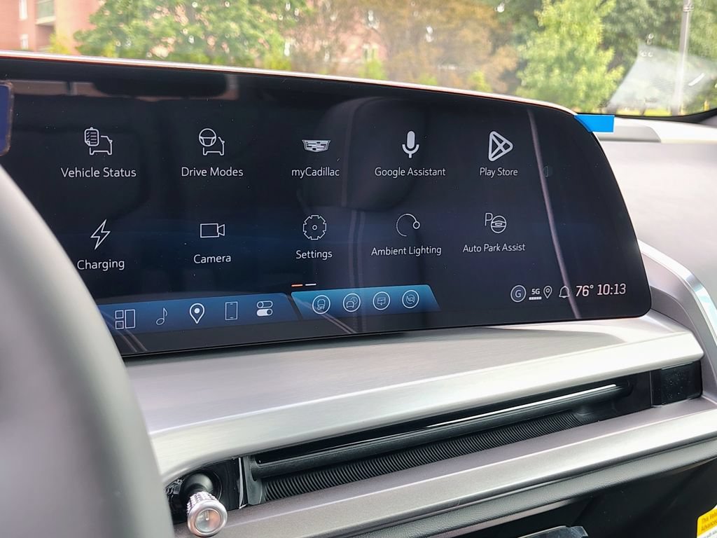 New 2027 Cadillac Vistiq Premium Luxury AWD/4WD image 37