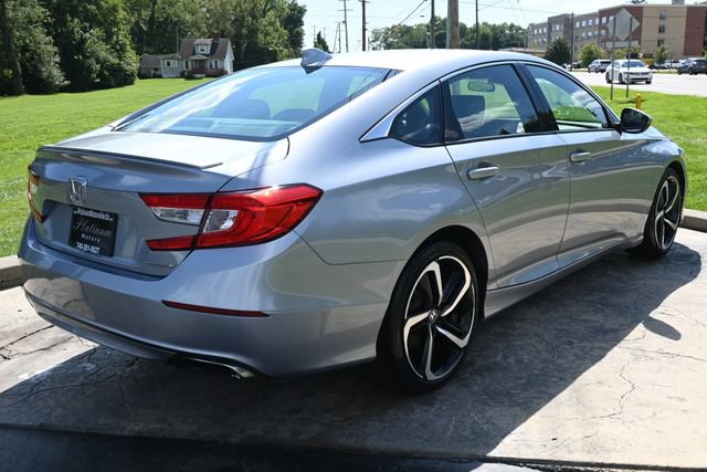 Used 2018 Honda Accord Sport image 5