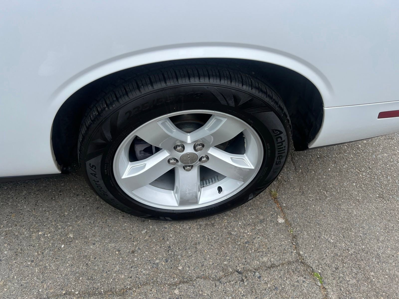 Used 2012 Dodge Challenger R/T RWD image 8