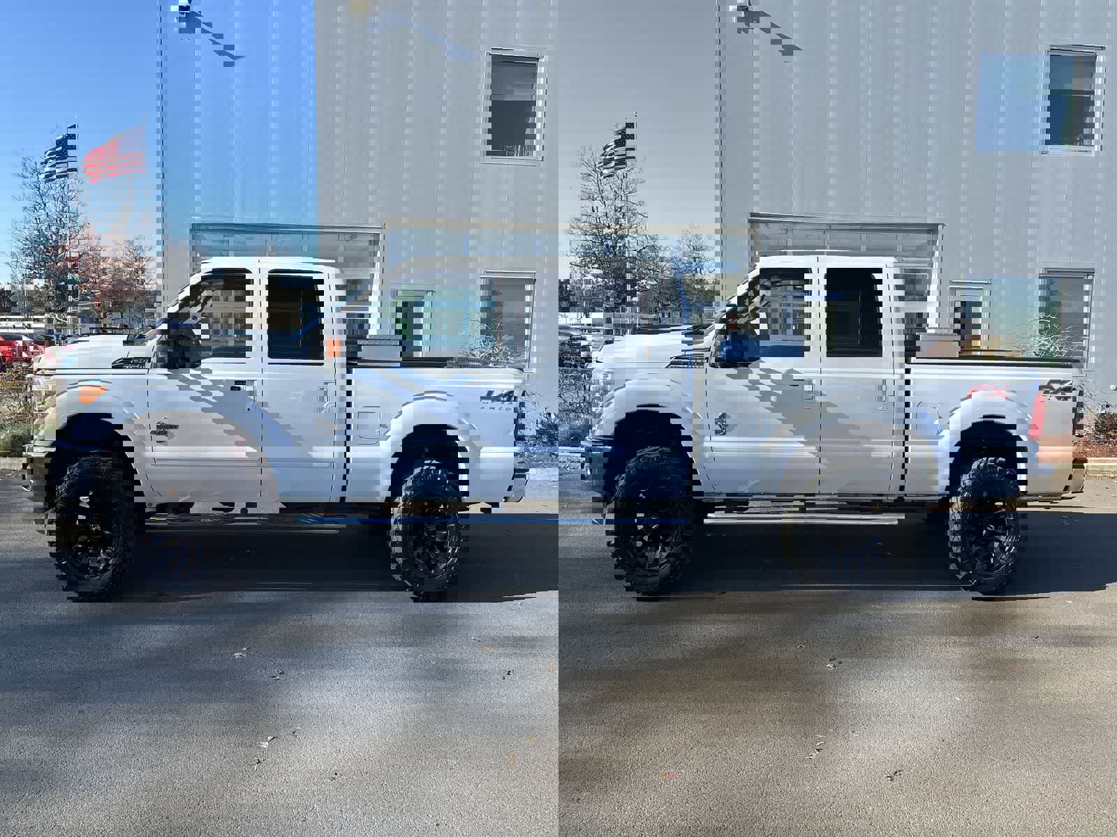 Used 2016 Ford F250 Lariat w/ Lariat Ultimate Package image 2