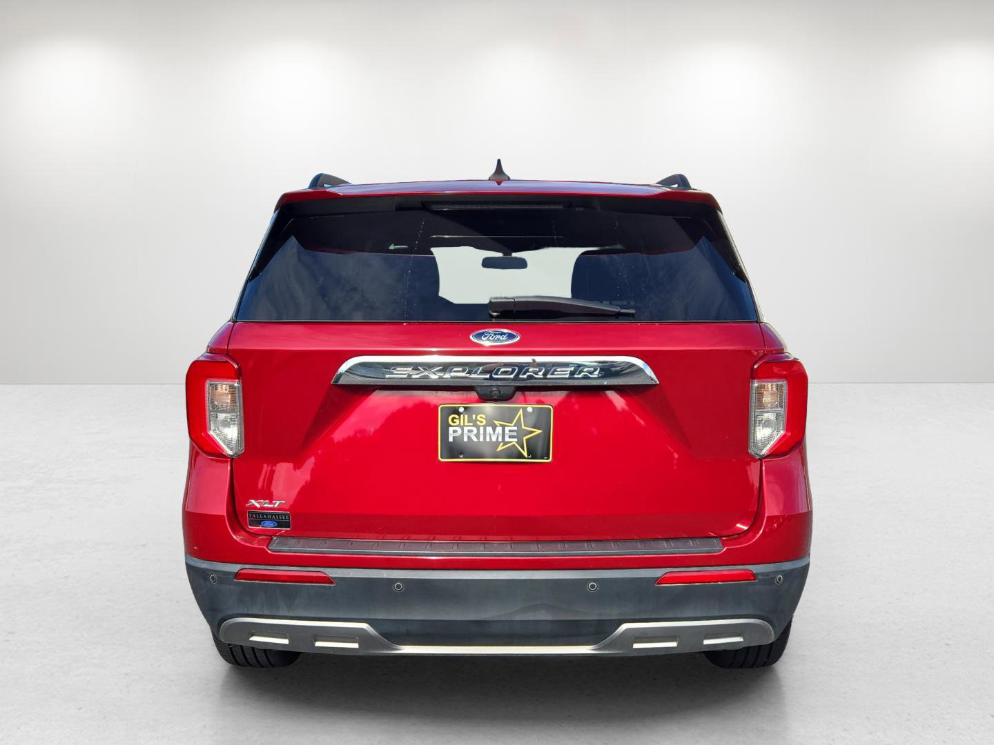 Used 2022 Ford Explorer XLT w/ Equipment Group 202A image 7