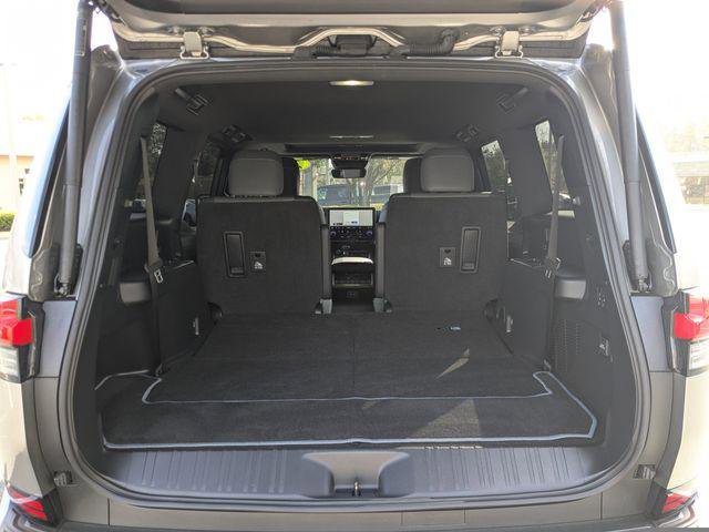 Certified 2024 Lexus GX 550 w/ Accessory Package (Z1) image 14