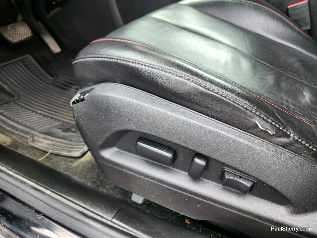 Used 2017 Chevrolet Equinox LT image 28