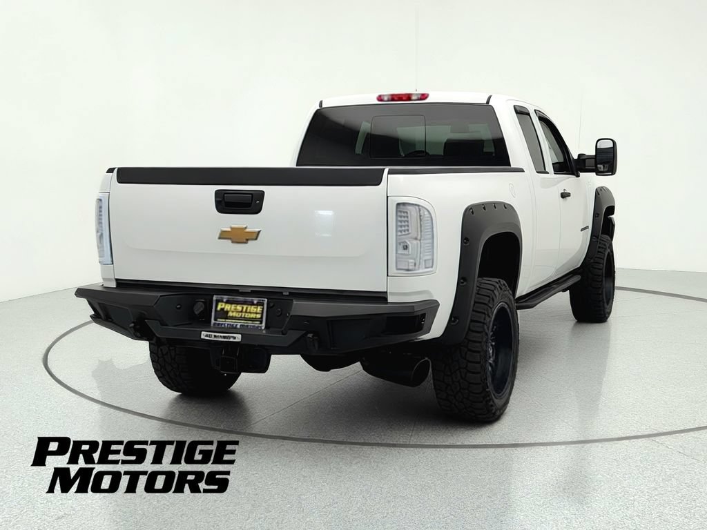 Used 2013 Chevrolet Silverado 2500 LT w/ Interior Plus Package AWD/4WD image 7