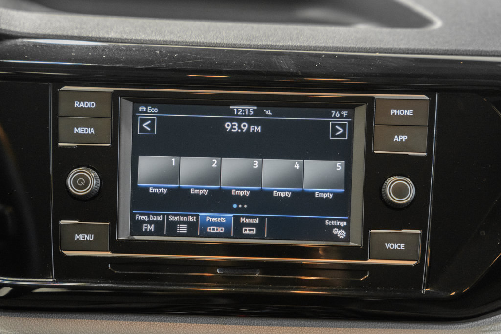 Used 2024 Volkswagen Taos S AWD/4WD image 19
