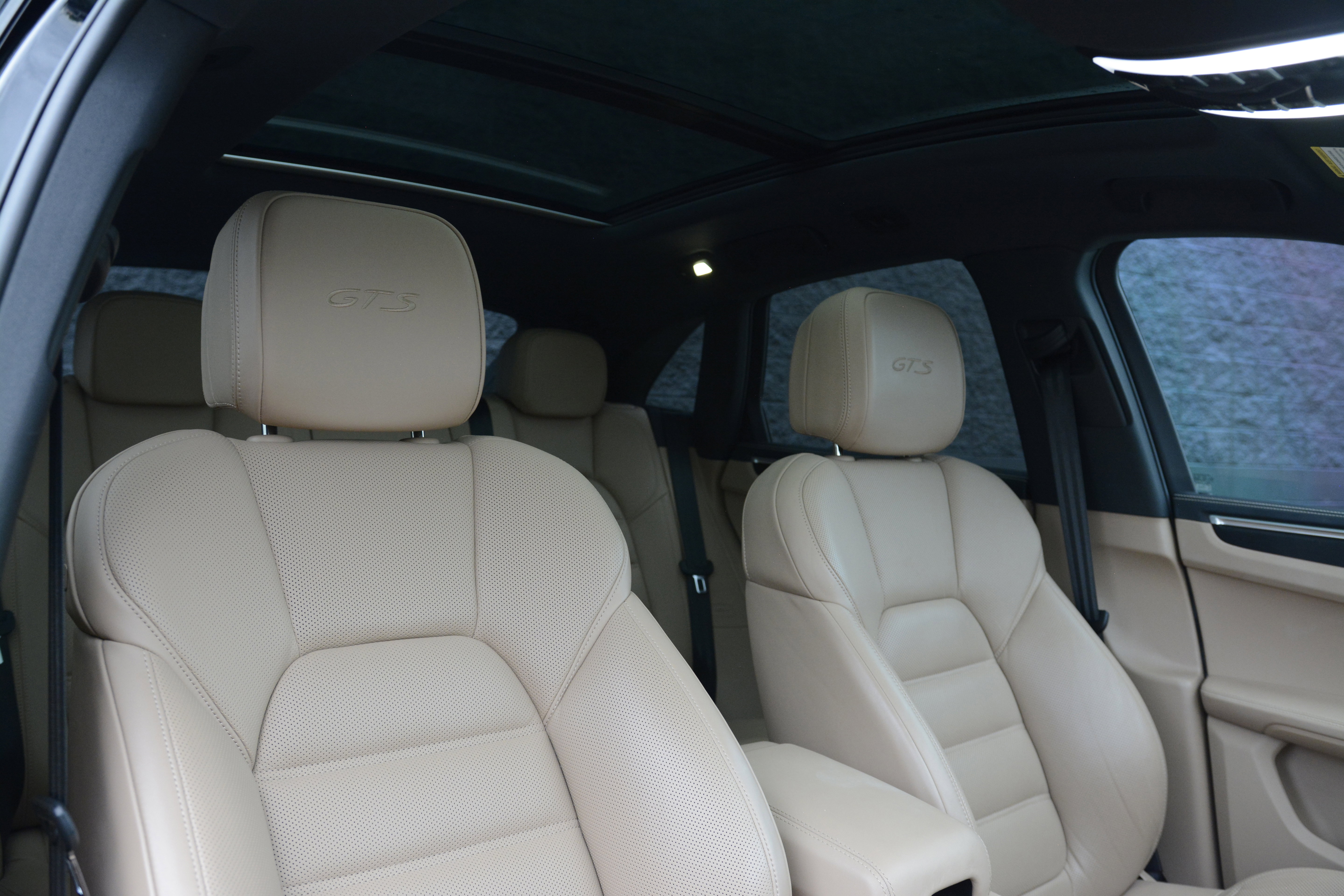 Certified 2023 Porsche Macan GTS AWD/4WD image 27