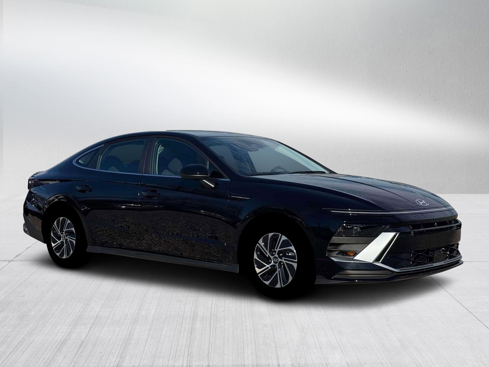 New 2026 Hyundai Sonata Blue FWD image 10