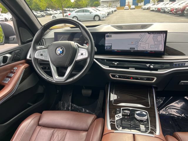 Used 2023 BMW X7 xDrive40i w/ Executive Package AWD/4WD image 18