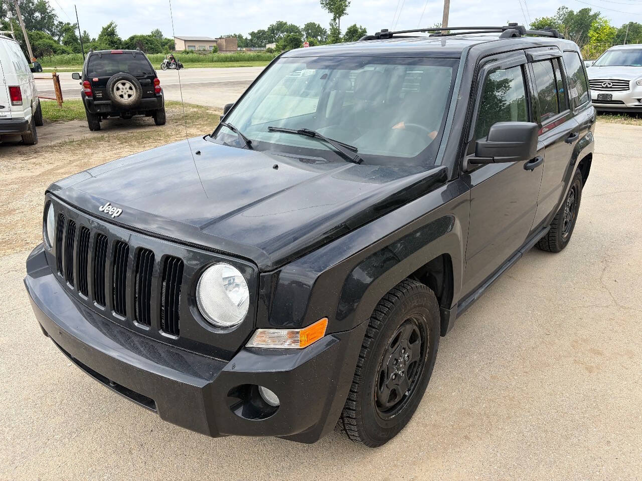 Used 2010 Jeep Patriot Sport FWD image 1