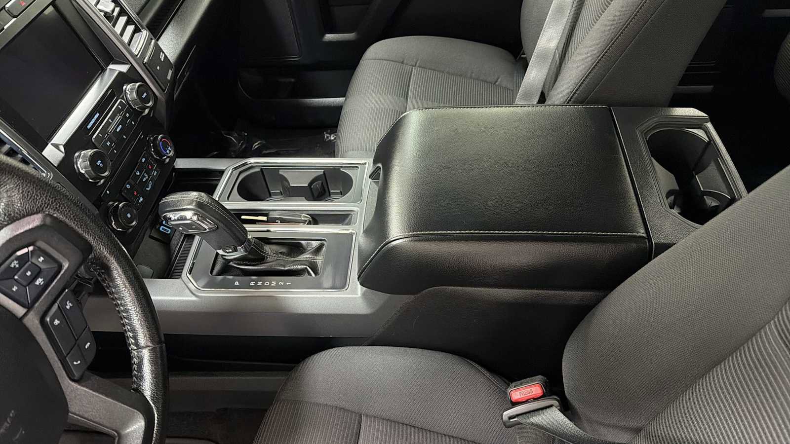 Used 2016 Ford F150 XLT w/ Equipment Group 302A Luxury AWD/4WD image 22