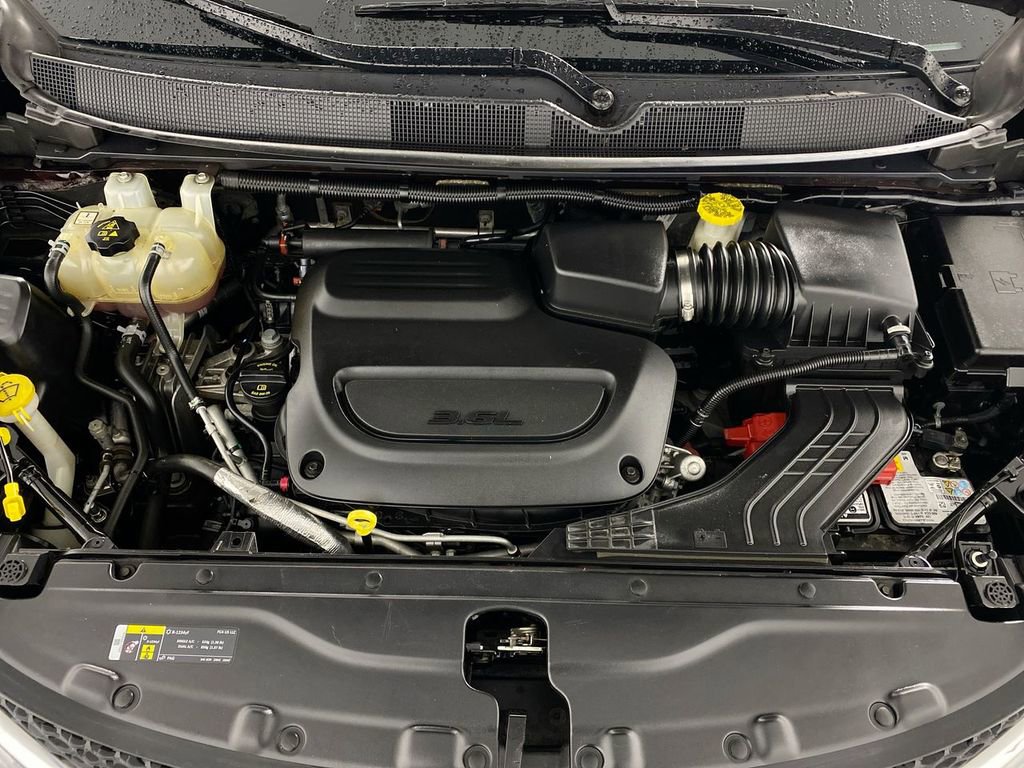 Used 2019 Chrysler Pacifica Limited image 24