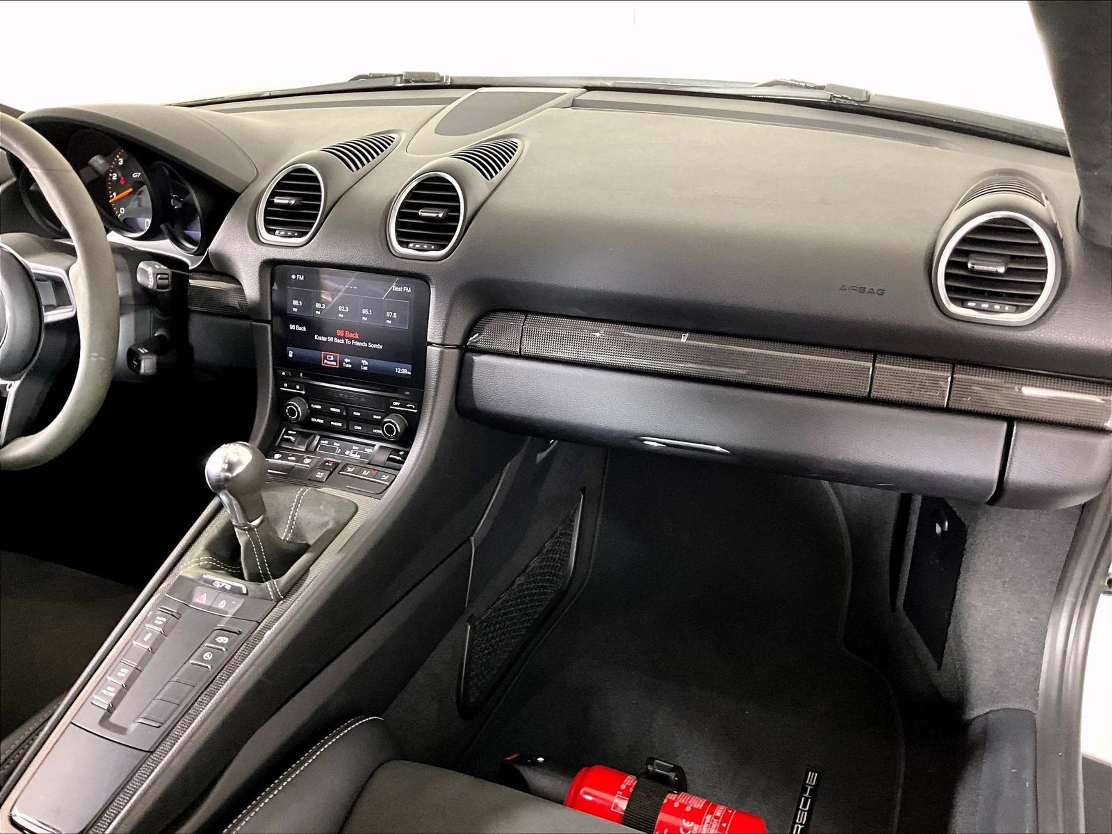 Certified 2022 Porsche 718 Cayman GT4 RWD image 17