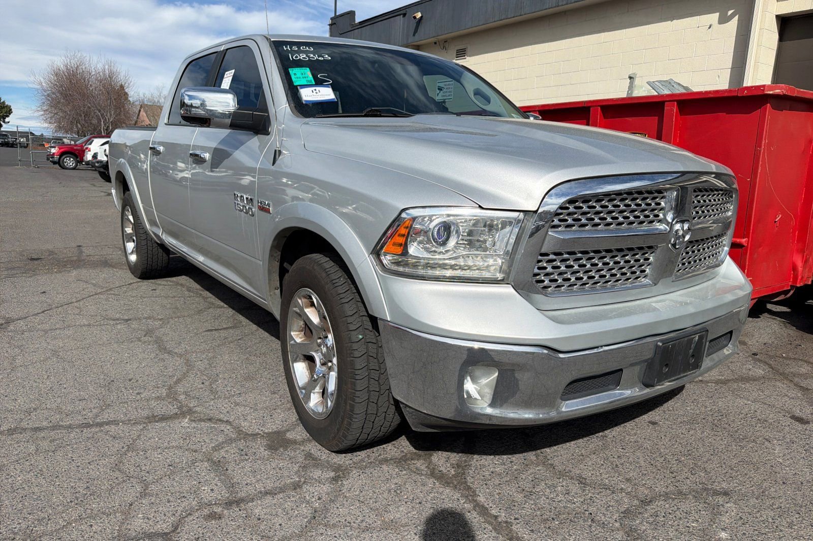 Used 2017 RAM 1500 Laramie AWD/4WD image 2