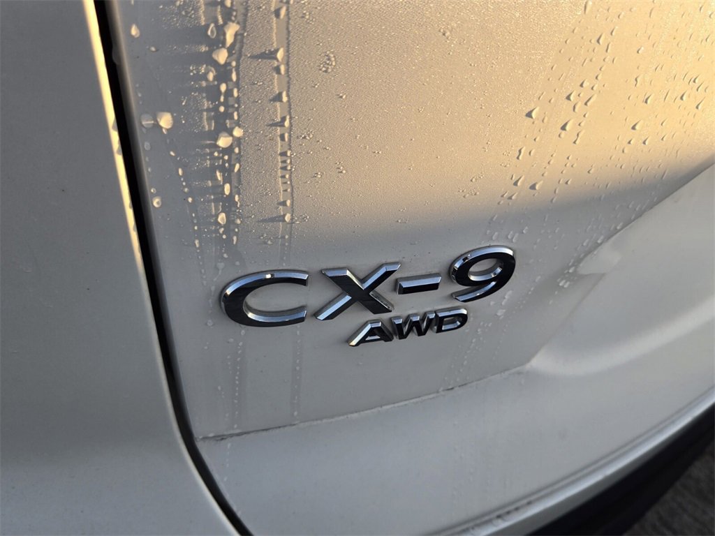 Used 2023 MAZDA CX-9 Touring image 11