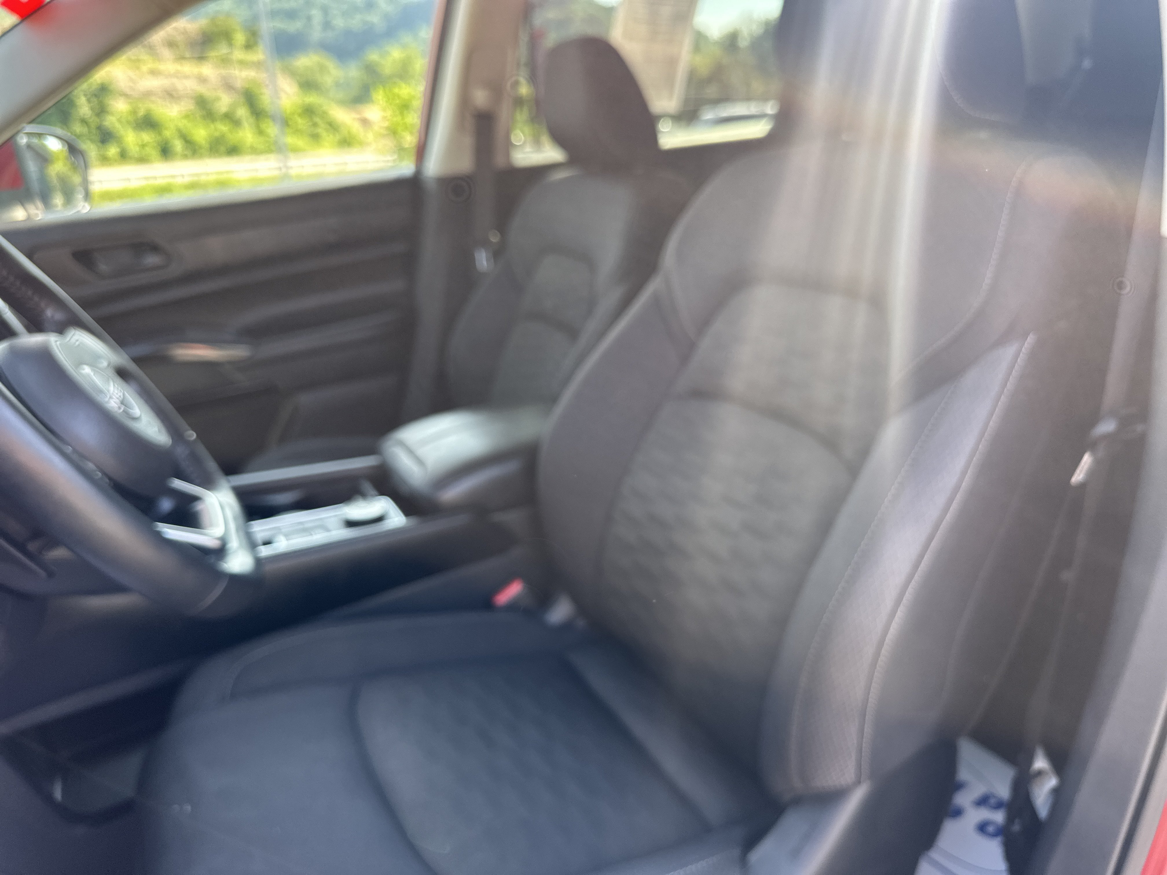 Used 2023 Nissan Pathfinder SV AWD/4WD image 41