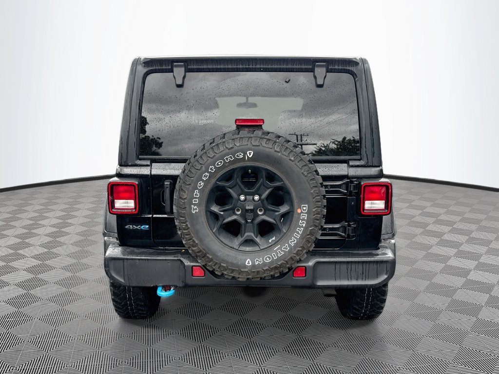 Used 2023 Jeep Wrangler Unlimited w/ Cold Weather Group AWD/4WD image 7