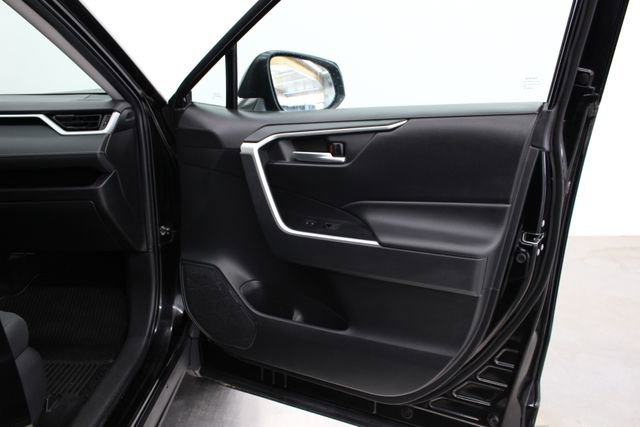 Used 2024 Toyota RAV4 XLE image 54