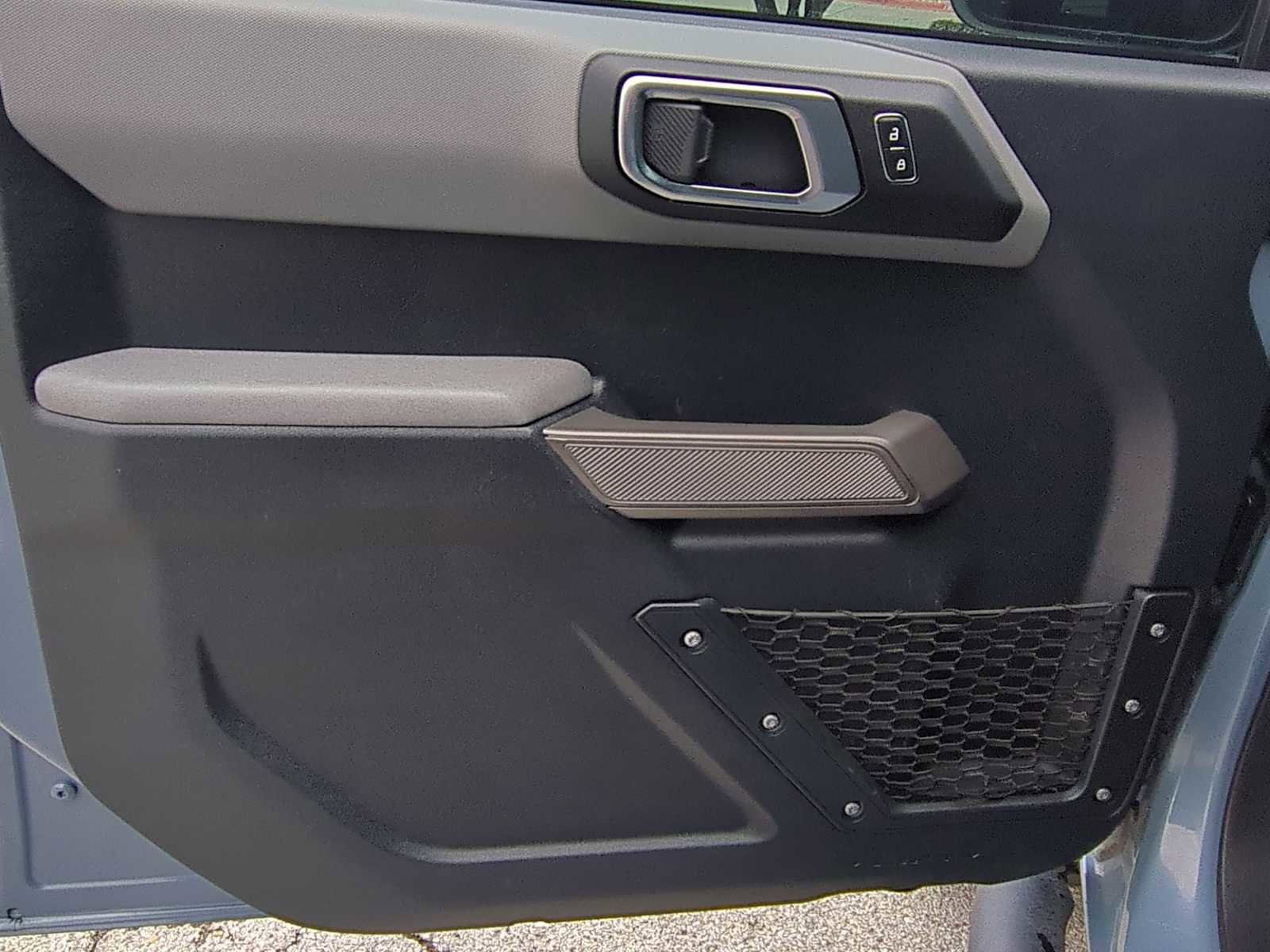 Used 2023 Ford Bronco Black Diamond image 21