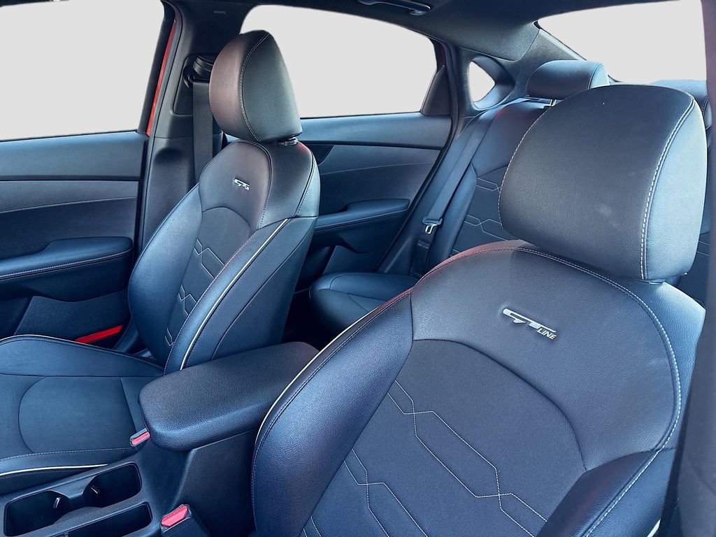 Used 2023 Kia Forte GT-Line w/ GT-Line Premium Package image 21