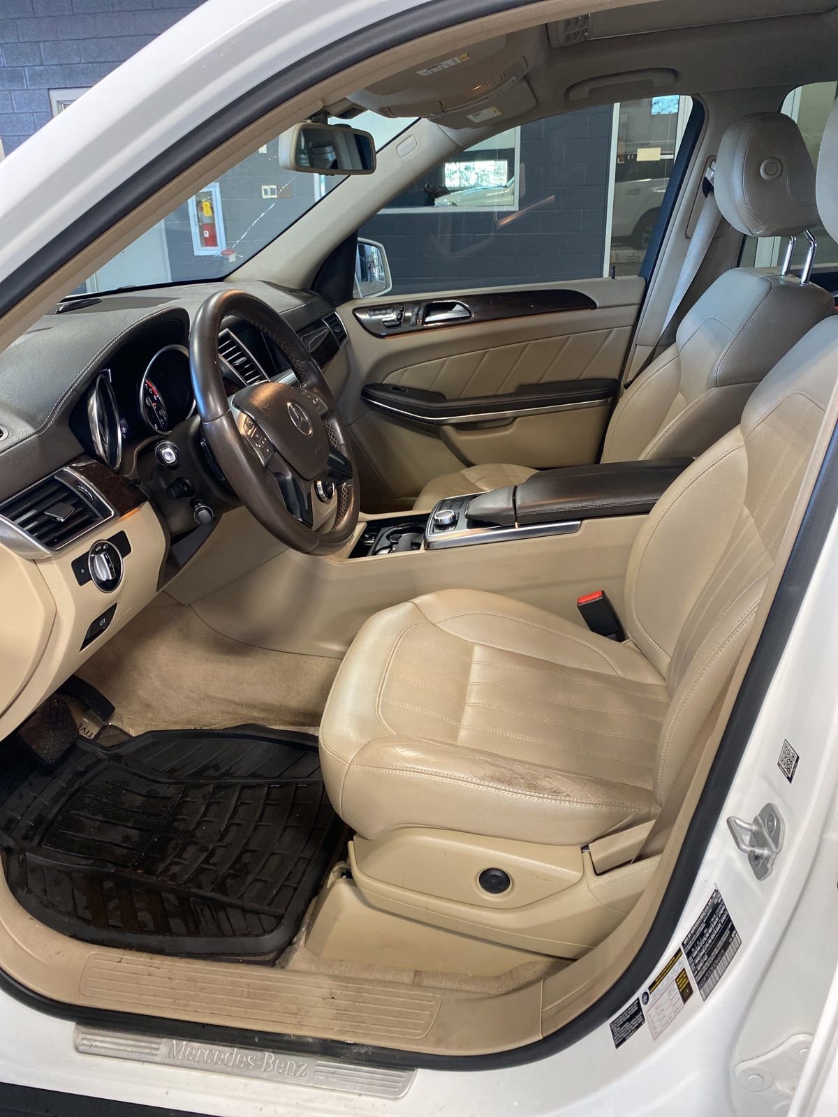 Used 2014 Mercedes-Benz GL 450 4MATIC image 8