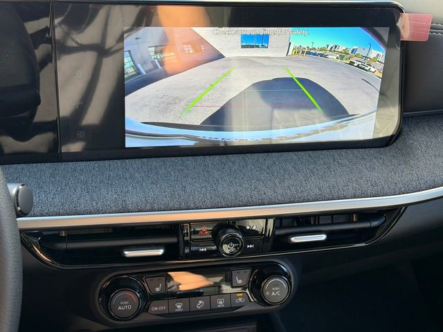 New 2026 Nissan Kicks SV w/ SV Premium Package FWD image 18