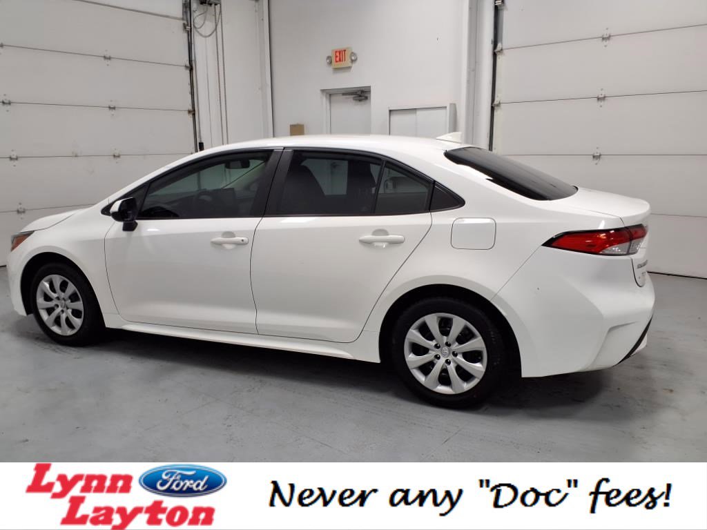Used 2022 Toyota Corolla LE image 6