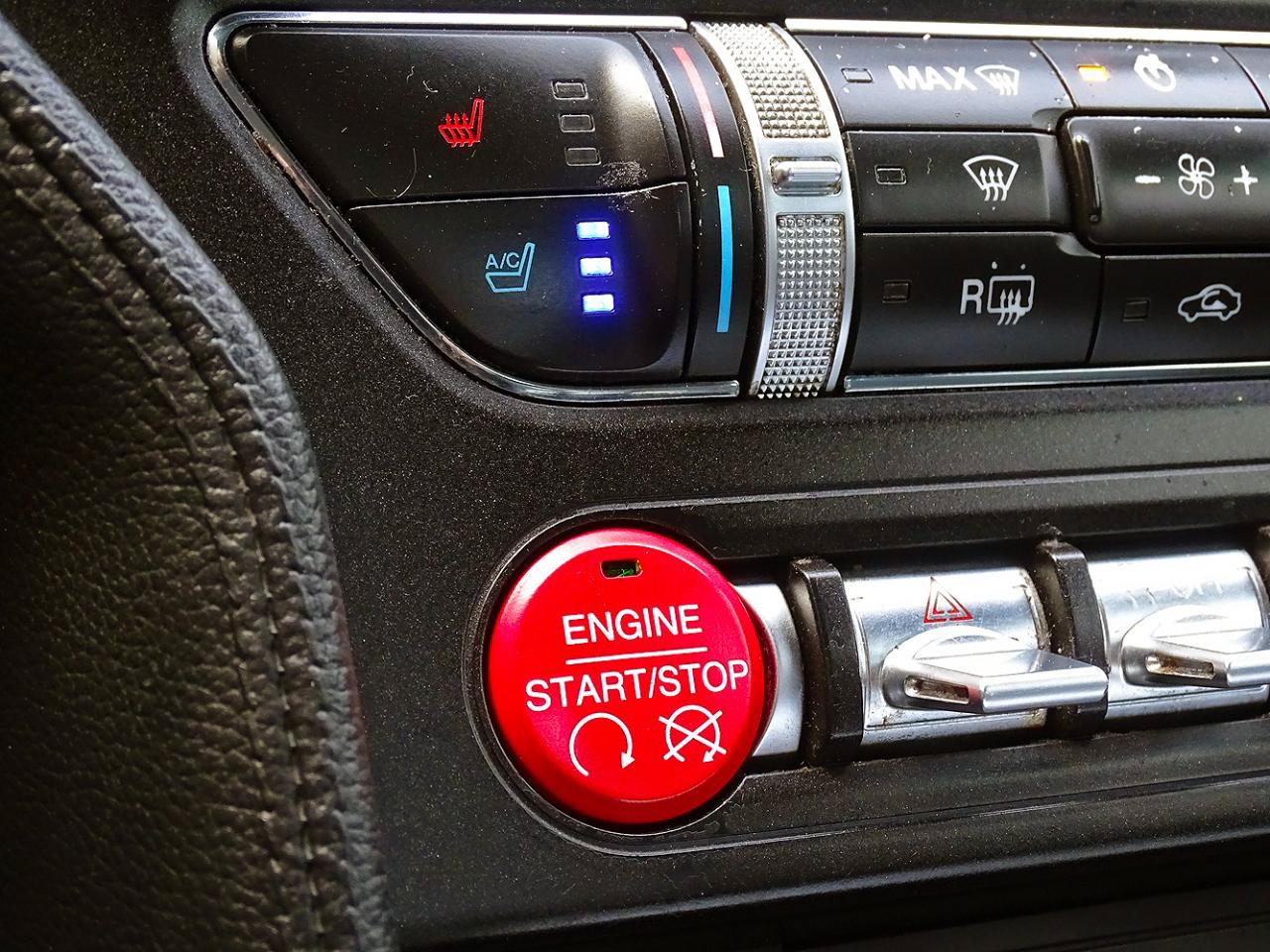Used 2019 Ford Mustang GT Premium w/ GT Performance Package RWD image 37