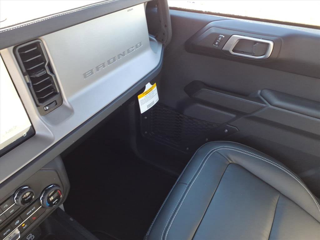 New 2026 Ford Bronco Outer Banks image 18