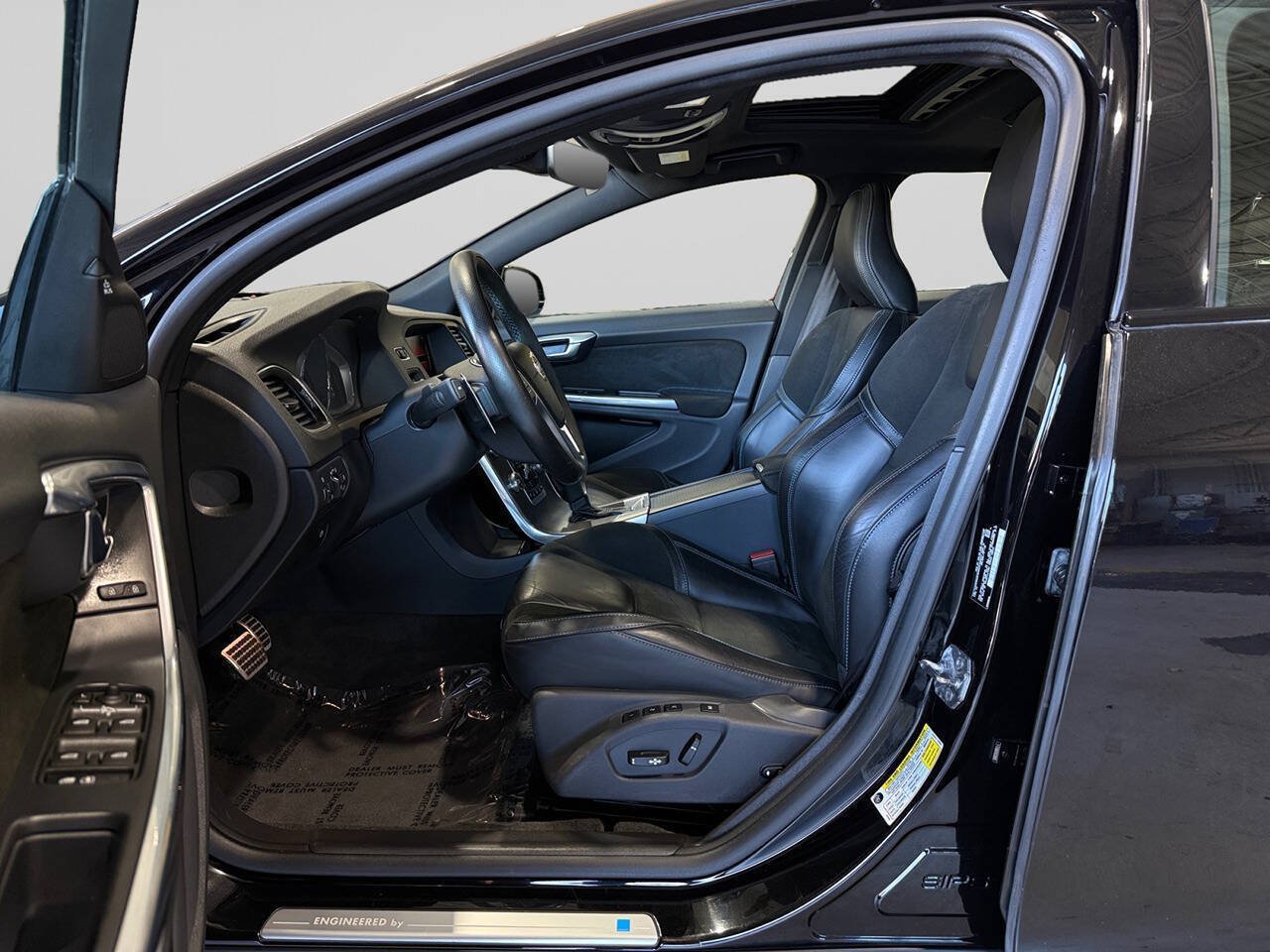 Used 2017 Volvo V60 T6 Polestar AWD/4WD image 10