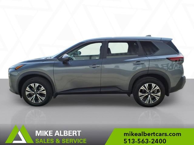 Used 2023 Nissan Rogue SV image 4
