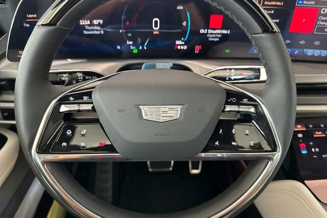 New 2026 Cadillac Vistiq Sport image 24