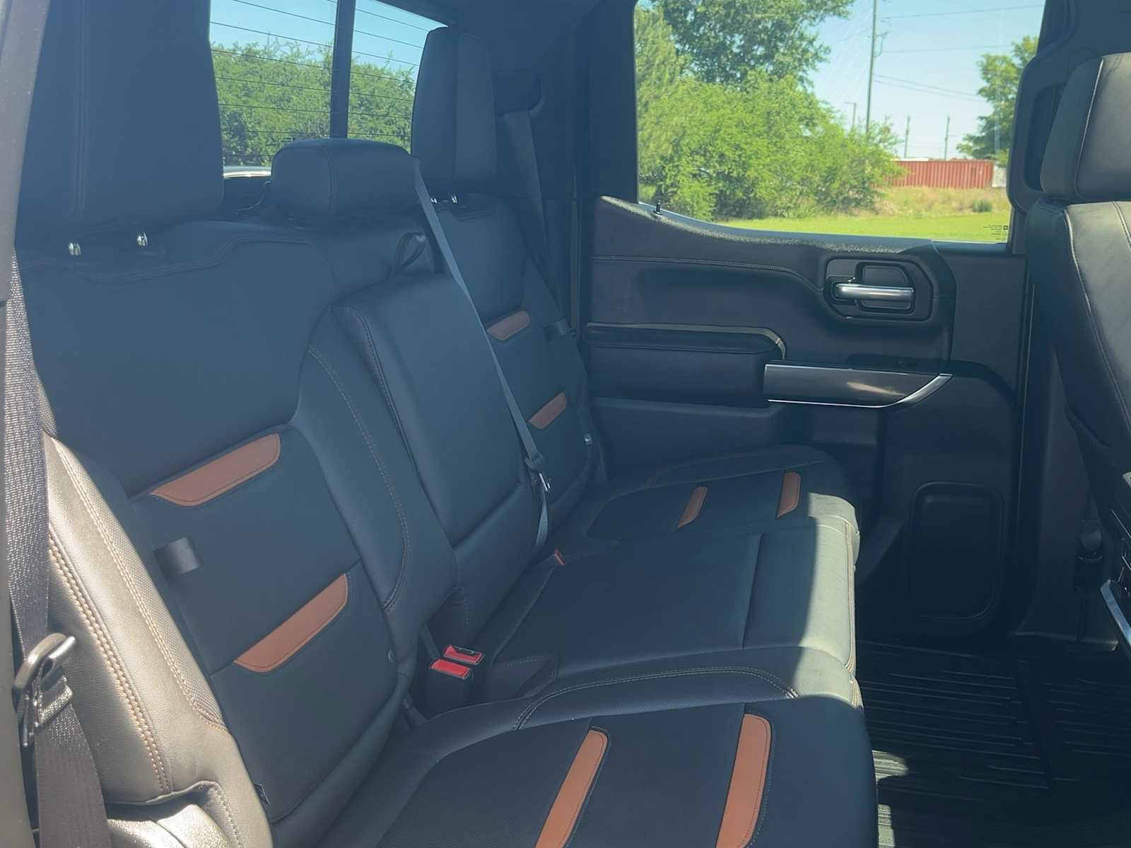 Used 2019 GMC Sierra 1500 AT4 w/ AT4 Preferred Package AWD/4WD image 31