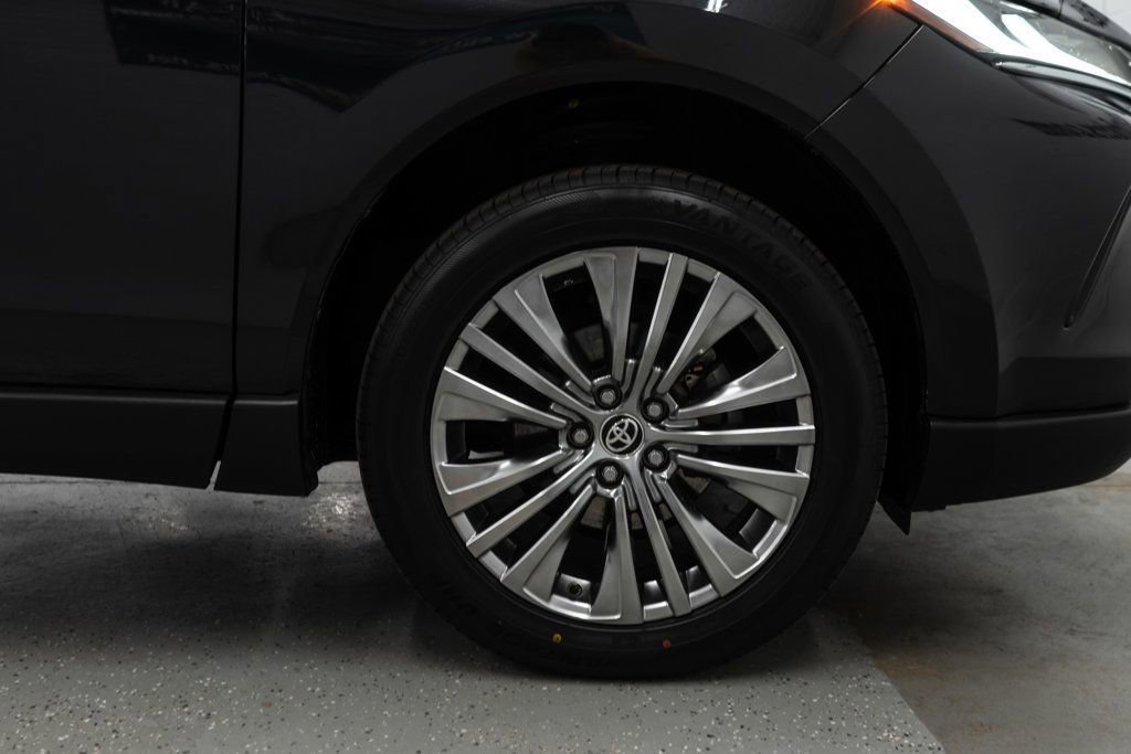 Used 2021 Toyota Venza Limited w/ Advanced Technology Package AWD/4WD image 42