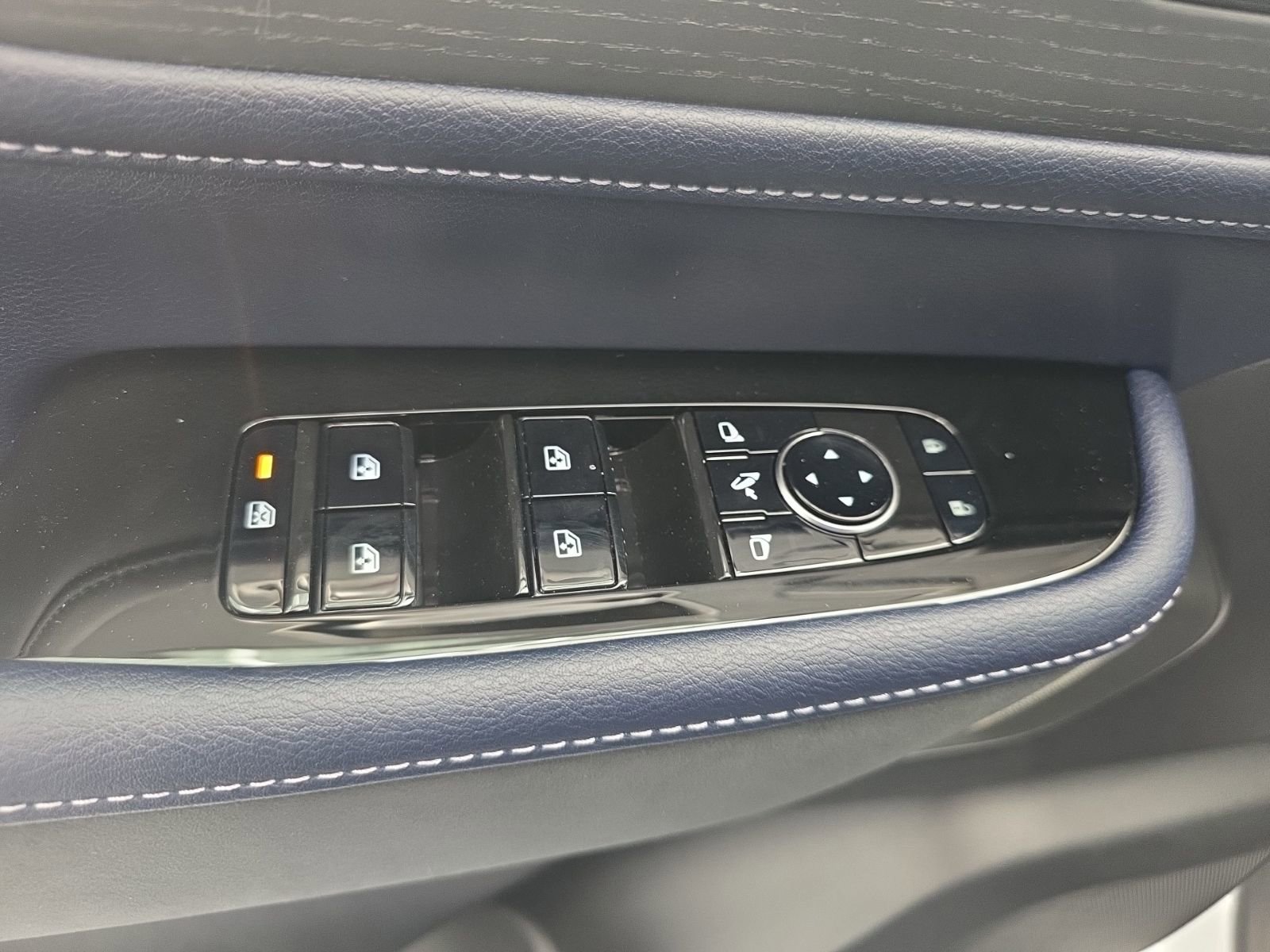 New 2026 INFINITI QX80 4WD image 32