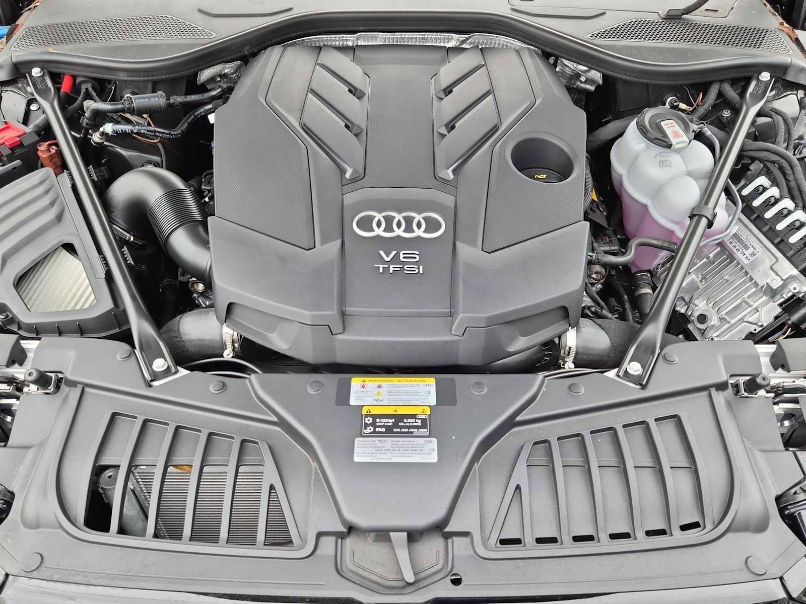 New 2025 Audi A8 L 3.0T AWD/4WD image 13