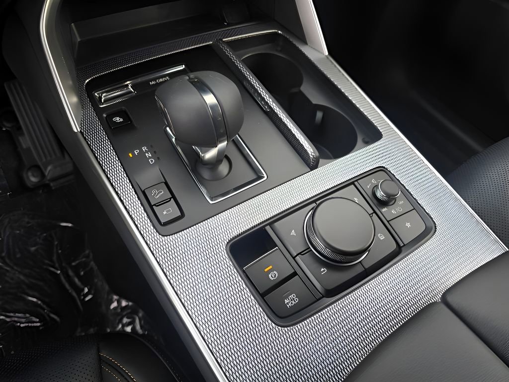 Used 2025 MAZDA CX-70 Plug-In Hybrid w/ Premium Plus image 14