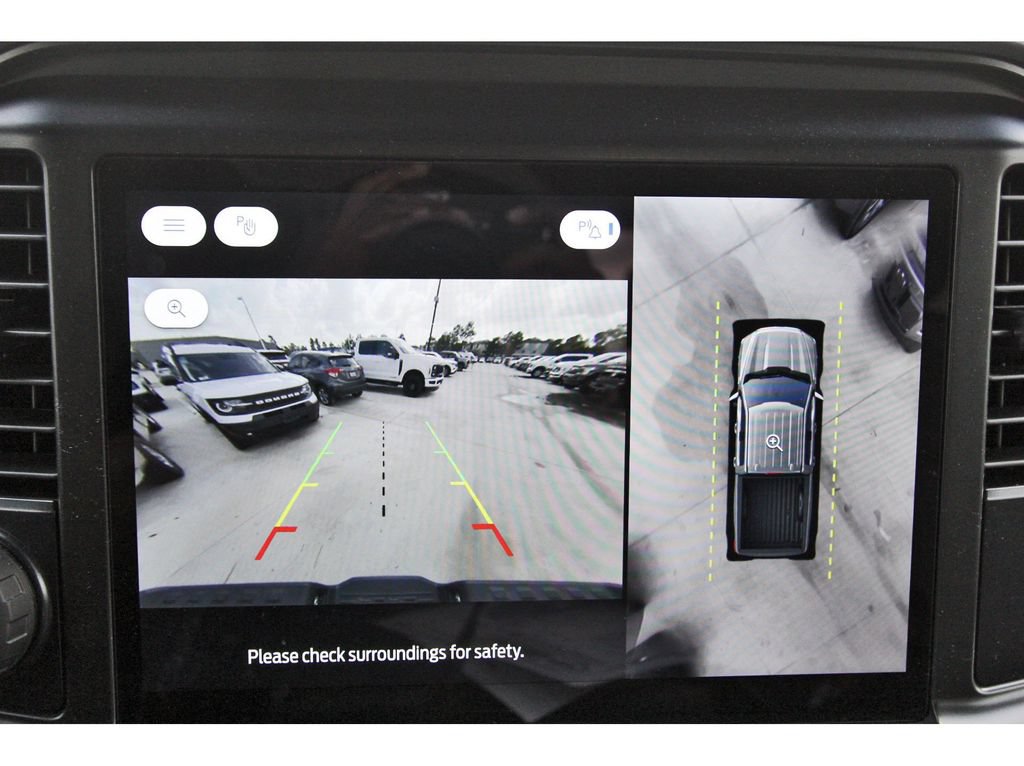 Used 2025 Ford F150 Lightning XLT AWD/4WD image 27