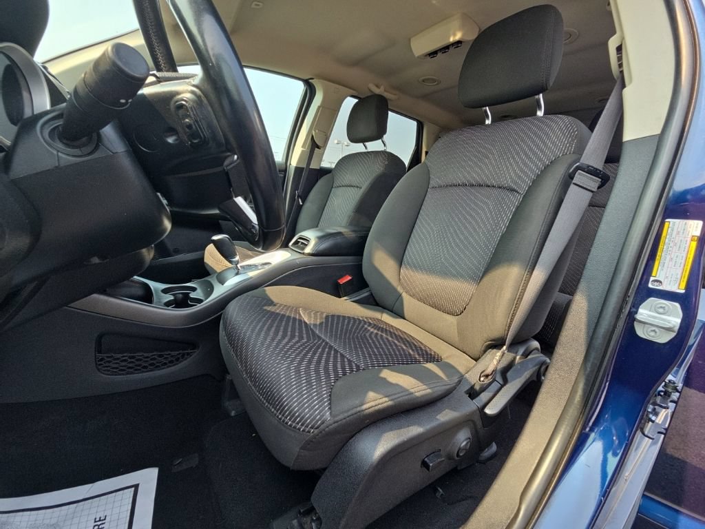 Used 2020 Dodge Journey SE w/ SE Popular Equipment Group FWD image 32