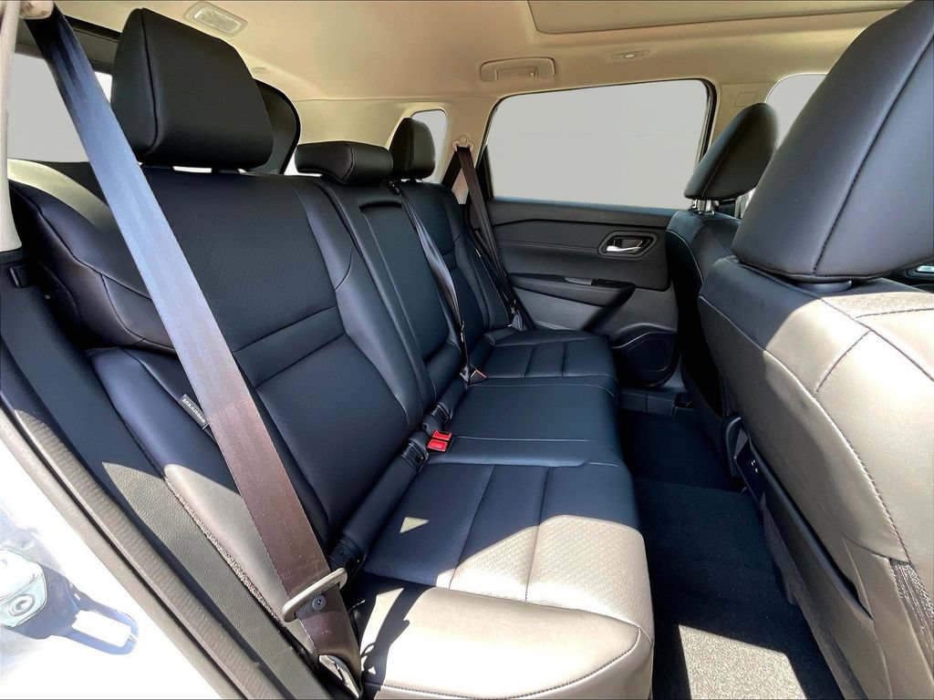 New 2026 Nissan Rogue Dark Armor FWD image 10