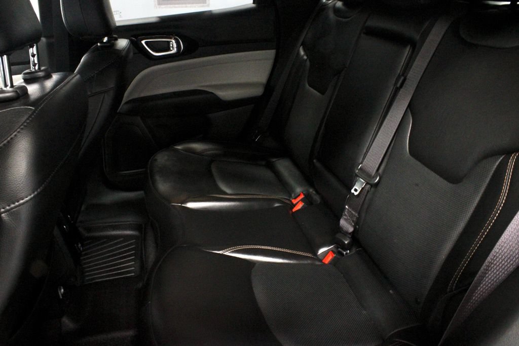 Used 2023 Jeep Compass Limited AWD/4WD image 22