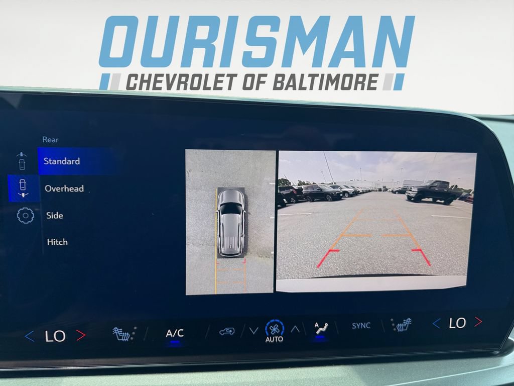 New 2026 Chevrolet Traverse LT w/ Driver Confidence Package FWD image 18
