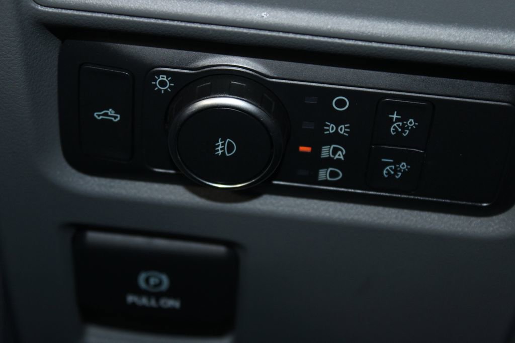 Used 2022 Ford F150 XLT w/ Trailer Tow Package image 47