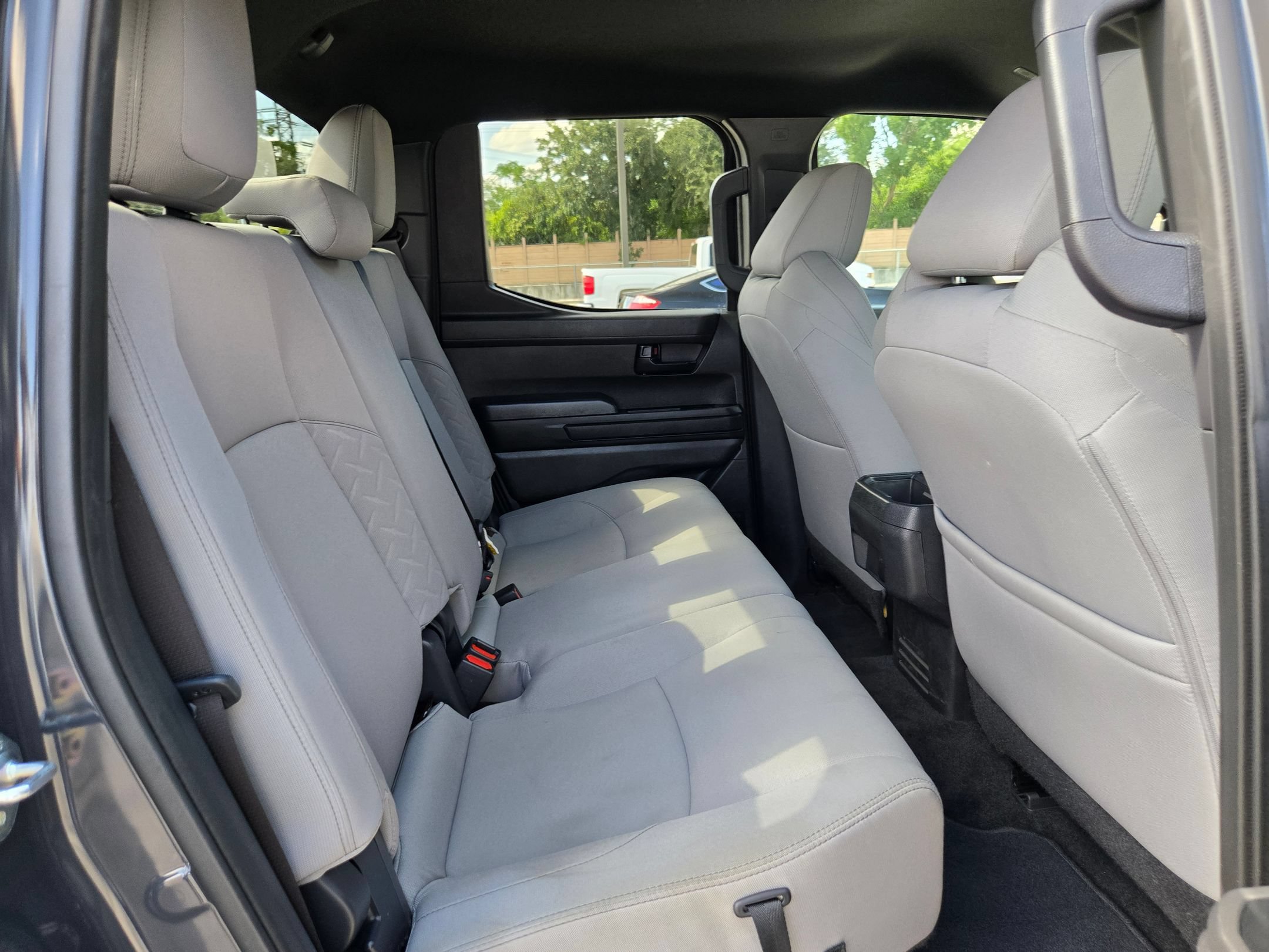 Used 2025 Toyota Tacoma SR5 AWD/4WD image 25