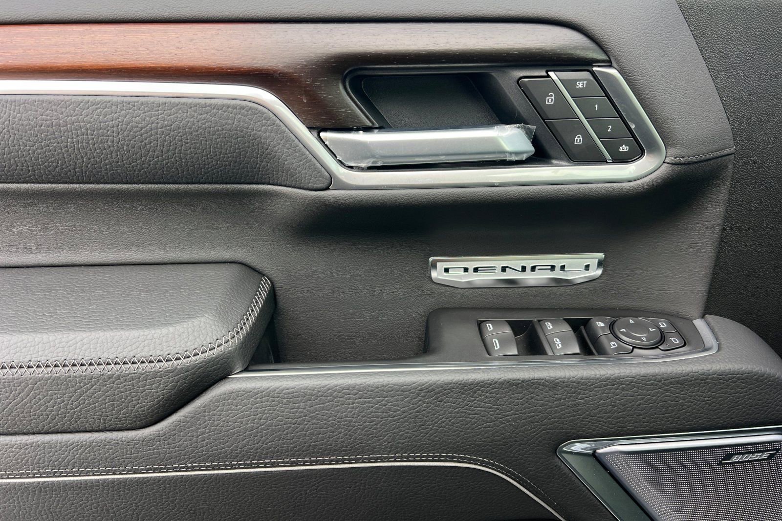 New 2026 GMC Sierra 1500 Denali image 9