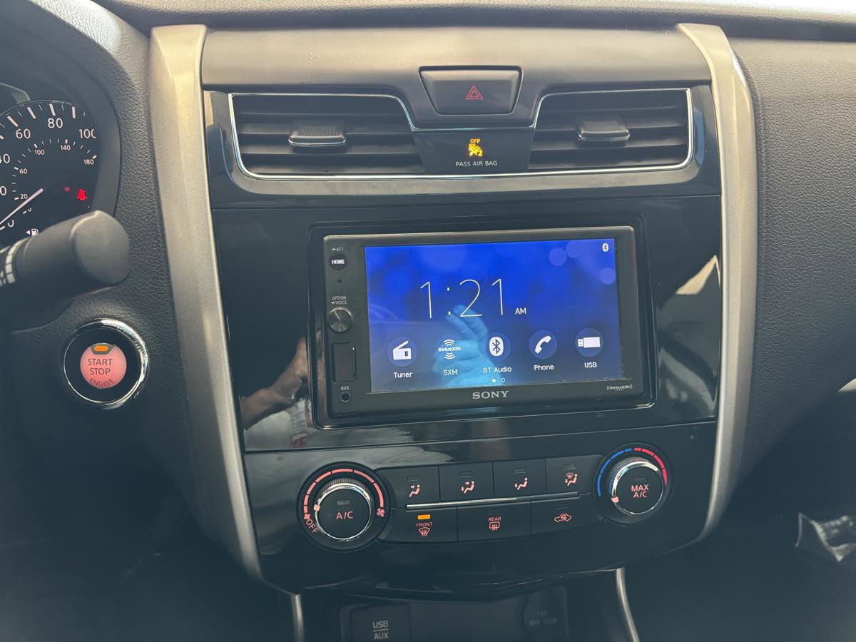 Used 2015 Nissan Altima 2.5 S w/ Special Edition Package FWD image 15
